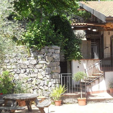 Agriturismo La Casa Del Ghiro Pimonte Zewnętrze zdjęcie